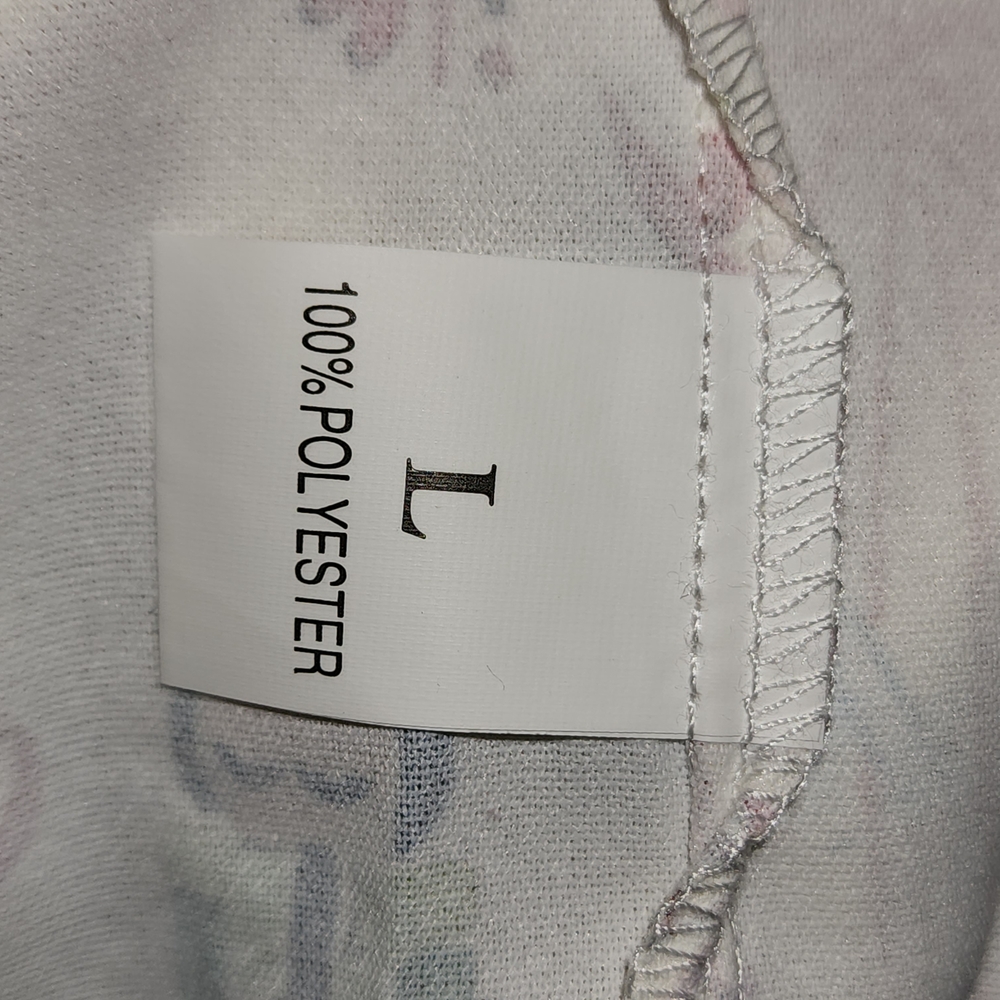 White Nutcracker Print Button-Front Women's Blouse - Picture 3 of 3